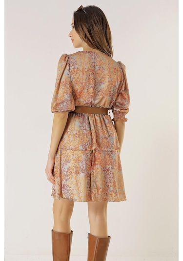 Kruvaze Yaka Astarlı Beli Kemerli Dal Desenli Katlı Saten Elbise-35374-oranj
