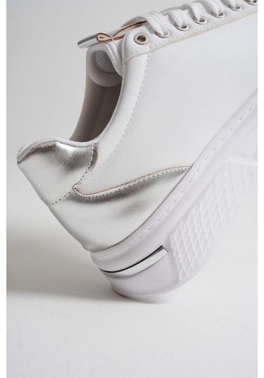 Kocadal Kocadal Vega Gümüş Detaylı Beyaz Kadın Spor Ayakkabı Muhtelif