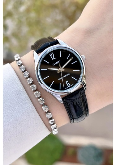 Casio Csgnct153 Kadın Kol Saati Gümüş