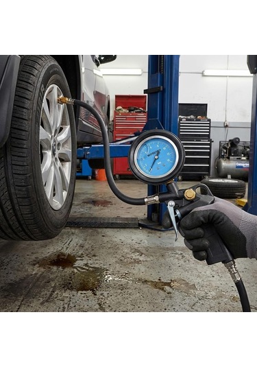 Workpro Wp314063 16bar Yağlı Basınç Göstergeli Profesyonel Haval
