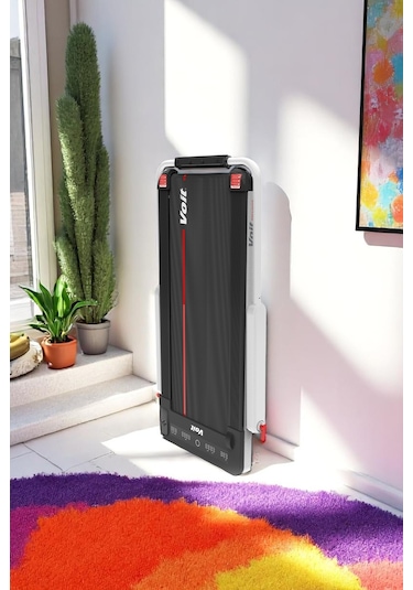 Voit Trendfit Geniş Yürüyüş Alanı ve Darbe Emici Zeminli Katlanabilir Koşu Bandı - Siyah