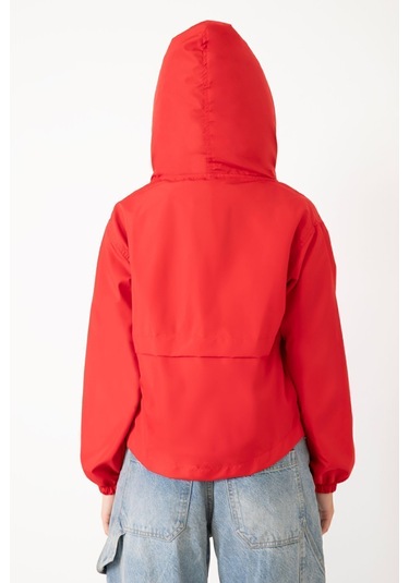 Riverstorm Kadın Kırmızı Su Geçirmez Ve Rüzgara Dayanıklı Kapüşonlu Cepli Çıt Çıtlı Mevsimlik Yağmurluk Kırmızı