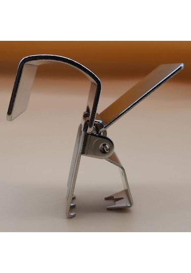 Profesyonel Halı Sergileme Klipsi Halı Askı Klipsi Dayanıklı, Pratik Kullanım Metal