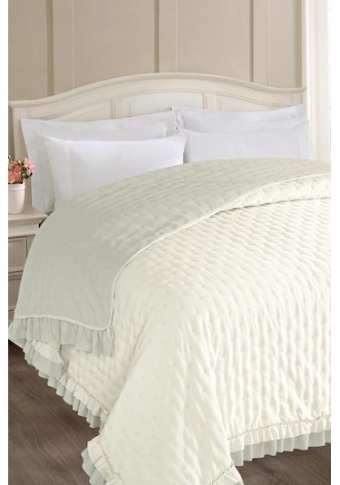 Adriana Fırfırlı Elyaf Dolgulu Çift Kişilik 200x220 Cm Yatak Örtüsü Krem Krem
