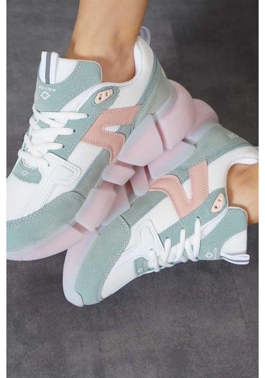 Kadın Ortopedik Tabanlı File Detaylı Sneaker Spor Ayakkabı Yeşil - Pudra