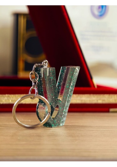 Harfli Anahtarlık Epoksi Kişiye Özel Yapım El Yapımı Harf Anahtarlık Kalp Model Özel Tasarım Hediyelik Ürün Kalp Desenli Simli Anahtarlık Beyaz - Mavi