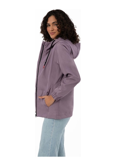 Kadın Astarlı Su Geçirmez Ve Rüzgara Dayanıklı Kapüşonlu İç Cepli Mevsimlik Yağmurluk Mürdüm