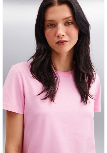 Samantha Kadın %100 Organik Pamuklu Comfort Fit Arkası Uzun Basic Örme Pembe T-shirt
