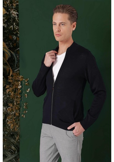 Tr 860 Slim Fit Lacivert Klasik Triko Lacivert