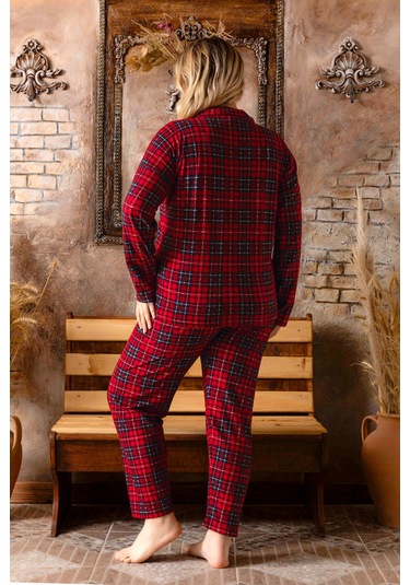 Nisanca Kışlık Düğmeli Ekose Desen Yılbaşı Temalı Kadın Süet Pijama Takımı - Bordo