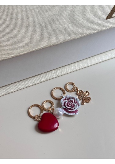 Gül, Kalp, Yonca Ve İnci Figürlü Altın Renk Charm Küpe 4 Lü Set Altın