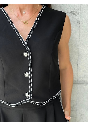 Trend Kadın: Modern Çoban Dikişli Yelek Ve Pantolon Takımı İle Tarzınıza Zarif Ve Hoş Bir Dokunuş Ekleyin Siyah Trend Kadın: Modern Çoban Dikişli Yelek Ve Pantolon Takımı İle Tarzınıza Zarif Ve Hoş Bir Dokunuş Ekleyin Siyah