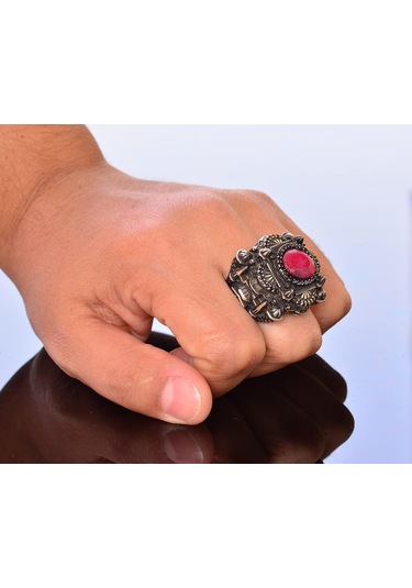 Erkekler İçin Lüks 925 Ayar Gümüş Yüzük - Yakut Taşlı - Zarif Ve Görkemli Tasarım Gümüş
