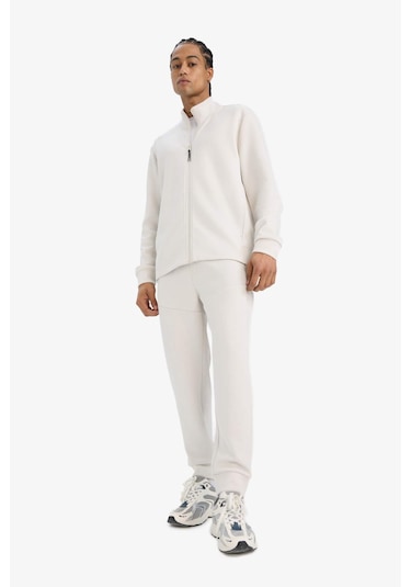 Defacto Defactofit Standart Fit Dik Yaka Skuba Dalgıç Kumaş Fermuarlı Hırka E9337ax25aubg721 Bej Defacto Defactofit Standart Fit Dik Yaka Skuba Dalgıç Kumaş Fermuarlı Hırka E9337ax25aubg721 Bej