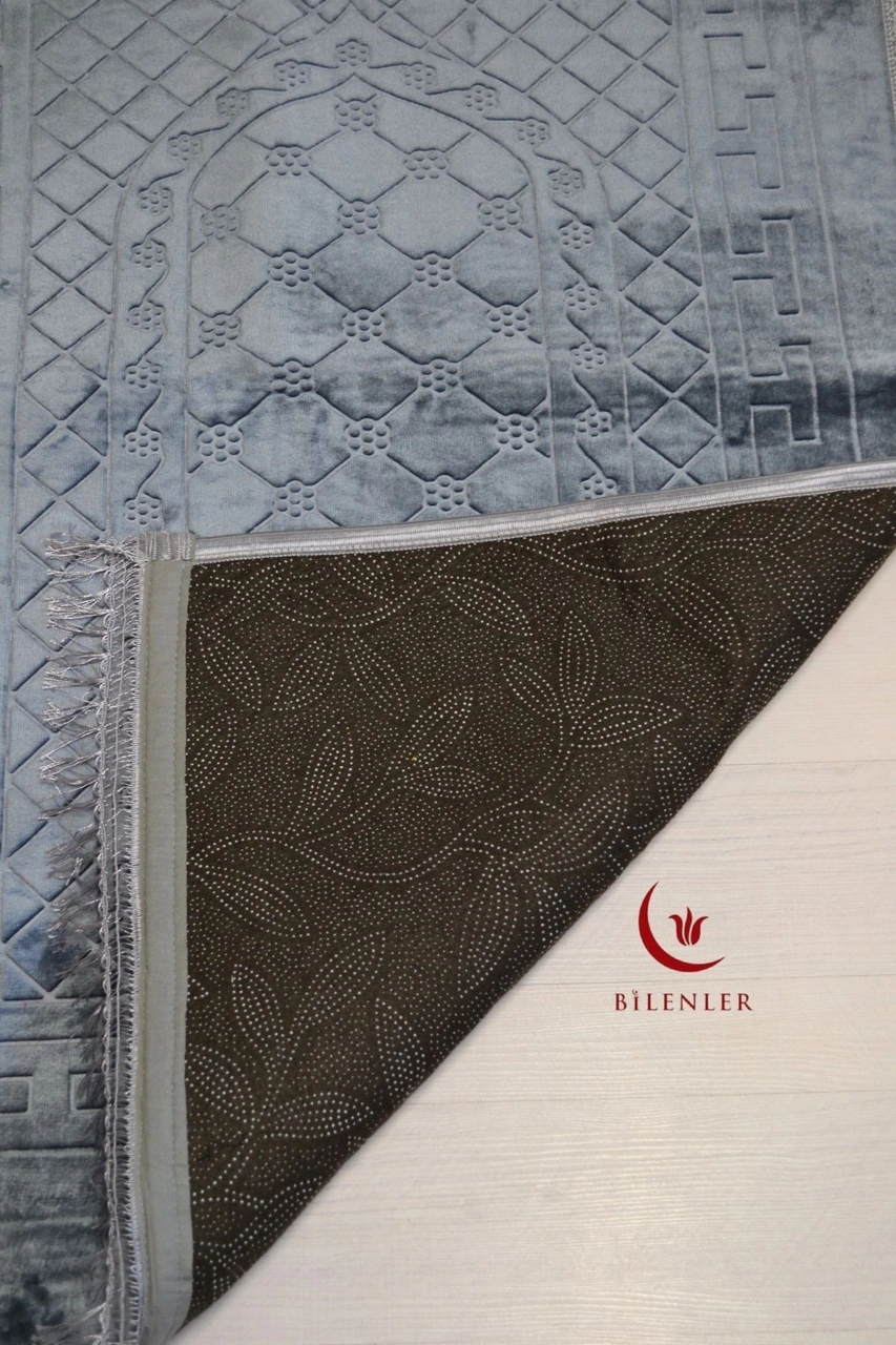 Peluş Seccade - 80x120 Cm - Ekstra Konforlu - Yumuşak Ve Geniş Ölçülü Gri