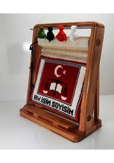 100tel Avukat İsim Motifli El Dokuması Hediyelik Minyatür Halı Çok Renkli