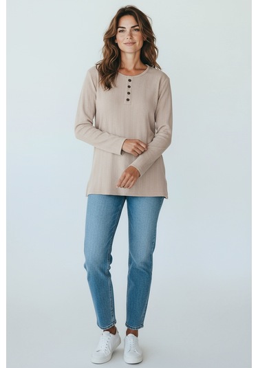 Kadın Yaka Düme Detaylı Mevsimlik Bluz Krem