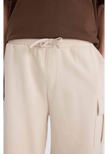 DeFacto Regular Fit Beli Bağcıklı Kargo Cepli Şort D9494AX25SMBG766