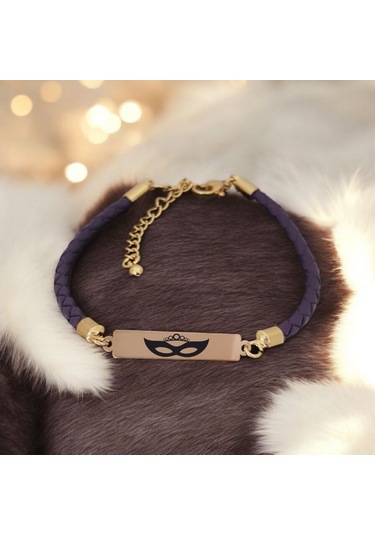 Archin Balmaske Temalı 14 Ayar Altın Plakalı Dikdörtgen Motifli Mor Derili Hediye Bileklik-412sembol Bal Maske