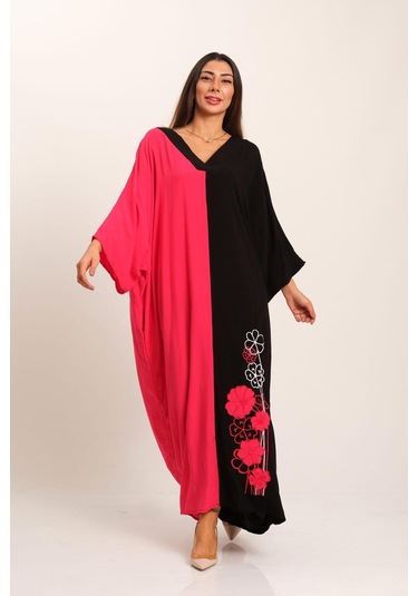 Kadın Pembe Siyah Garnili V Yaka Eteği Nakışlı Cepli Oversize Uzun Elbise - Pembe