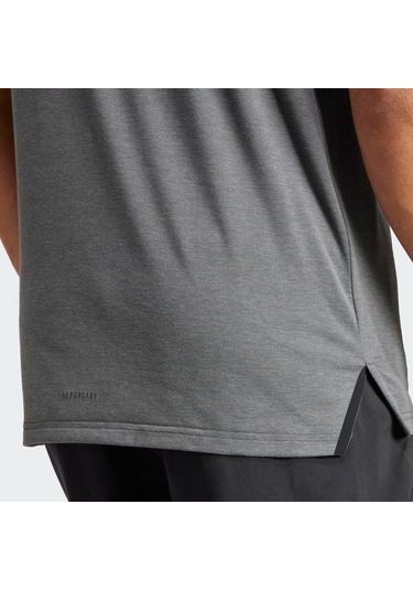 Adidas Designed For Training Erkek Gri Yuvarlak Yaka Tişört IS3809 Gri
