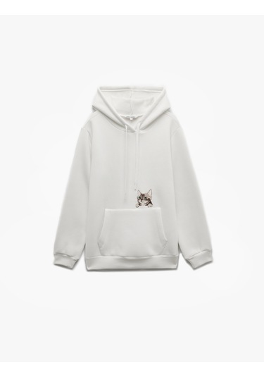 Koton Şardonlu Uzun Kollu Kapüşonlu Kanguru Cepli Nakış Detaylı Sweatshirt Ekru 6wal10143ık Ekru Koton Şardonlu Uzun Kollu Kapüşonlu Kanguru Cepli Nakış Detaylı Sweatshirt Ekru 6wal10143ık Ekru