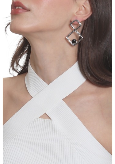 Labalaba Kadın Lak Gümüş Renk Doğaltaşlı Çivili Model Geometrik Formlu El Yapımı Küpe Gümüş - Siyah