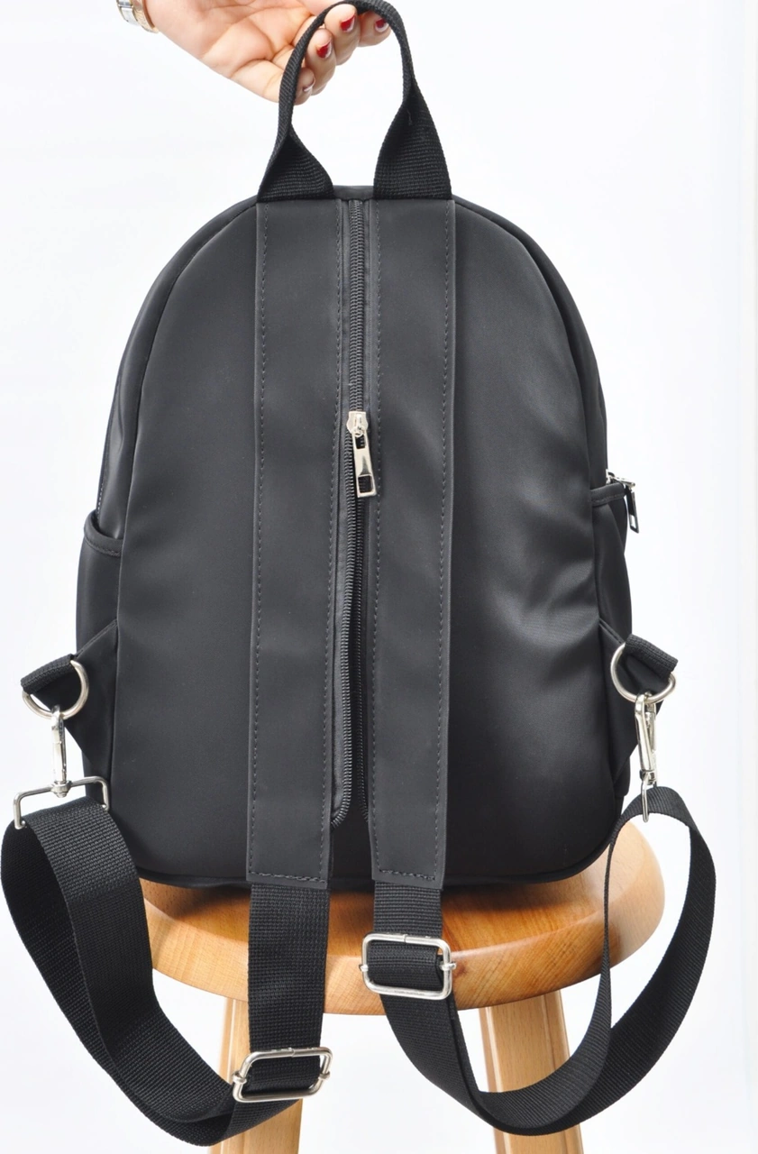 Tezzgelsin Unısex Su Geçirmez Saten Suni Deri Günlük Kullanım Sırt Çantası Siyah