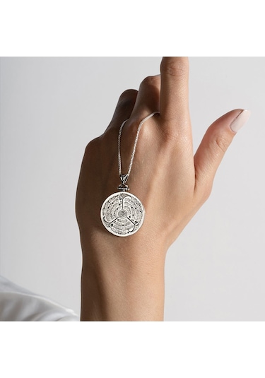 İhlas Felâk Nas Süresi Kazıma 925 Gümüş Işıklı Kutuda Sevgiliye Eşe Anneye Kolye