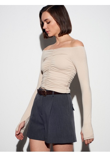 32089 Omuzları Açık Büzgülü Top-bej Bej