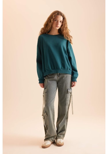 DeFacto Coool Oversize Geniş Kalıp Bisiklet Yaka Basic Düz Kalın Kumaş İçi Yumuşak Tüylü Sweatshirt D9022AXNSGN1040 Yeşil