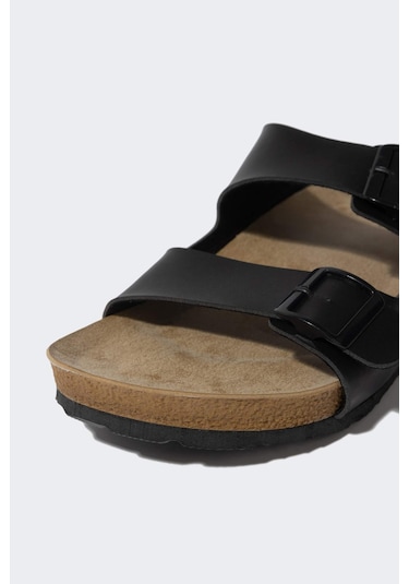 DeFacto Erkek Düz Taban Çift Bantlı Suni Deri Terlik C3754AX24HSBK23