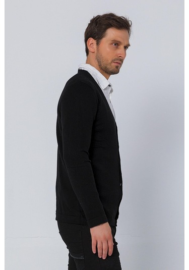 Erkek Regular Fit Düğmeli V Yaka Hırka 001