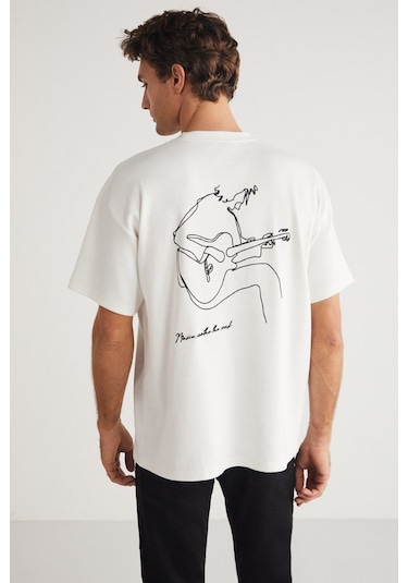 ROBERTO  Erkek Bisiklet Yaka %100 Pamuk Oversize Kalıp Baskı Detaylı Beyaz T-Shirt