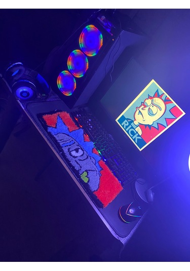 Kirbi Rick And Morty Çok Renkli
