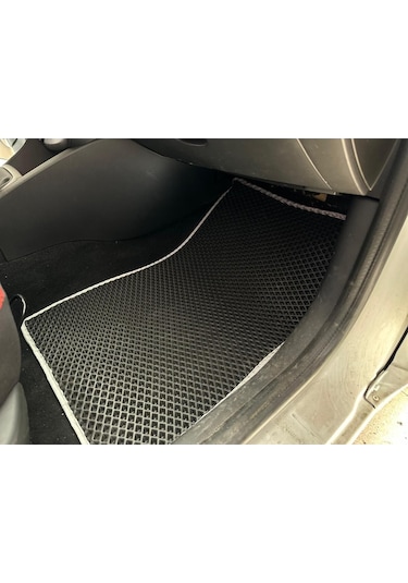 Renault Clio 4 2011-2021 Model Uyumlu Araçlara Özel Eva Paspas Takimi