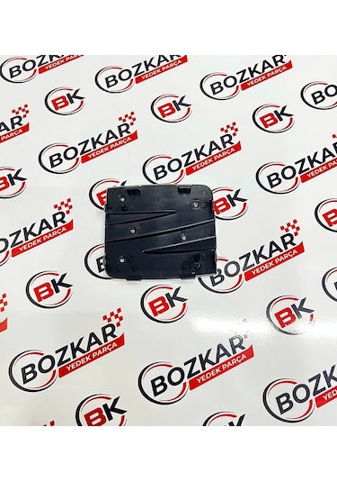 Seat Leon 2017-2020 Ön Panjur Arması 5fo853679c