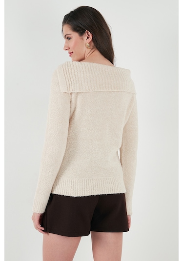 Lela Premium Regular Fit Kayık Yaka Düğme Detaylı Bayan Kazak 680Kz002563 Taş