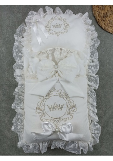 Yenidoğan Antalya Taç Nakışlı Kundaklı Trilüks Unisex 3lü Alt Açma Seti Çok Renkli