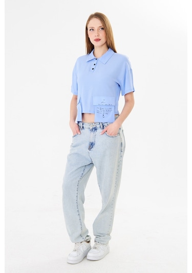 Sortie Collection Polo Yaka Yazı Baskılı Cep Detaylı Crop Bluz Mavi