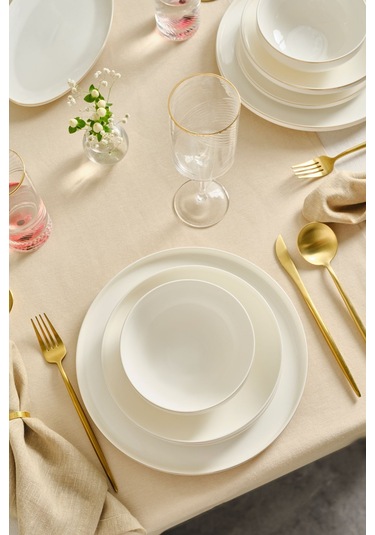 Karaca  Red Carpet Collection Stream Bone Merope 53 Parça 12 Kişilik Yemek Takımı Gold
