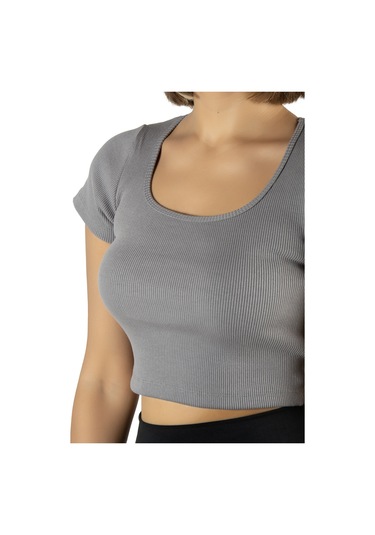Gri Havuz Yaka Fitted/vücuda Oturan Kısa Kol Crop Tişört Gri