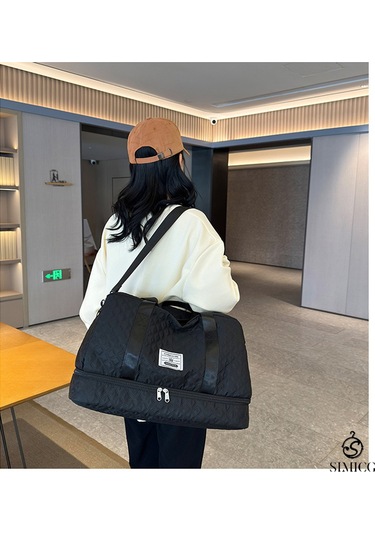 Çok İşlevli, Islak Ve Kuru Ayırma Özelliğine Sahip Su Geçirmez Seyahat Çantası Siyah