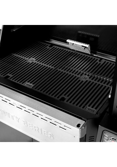 Masterbuilt Gravity Serisi 1150 Dijital Kömürlü Smoker Mangal Siyah