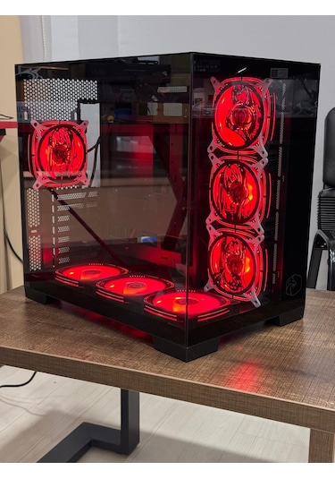 Gametech Anime Karakterli 7 Rgb Fanlı Akvaryum Kasa Siyah