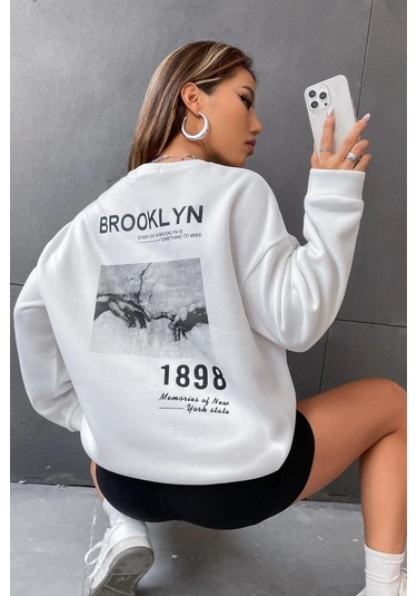 Modagen Unisex Beyaz Brooklyn 1898 Baskılı Bisiklet Yaka Oversize Sweatshirt Beyaz