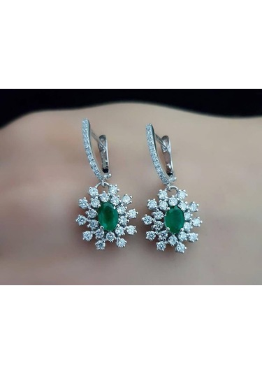 Sirius Pırlanta Ve Oval Zümrüt Taşlı Hare Küpe  0823E0023