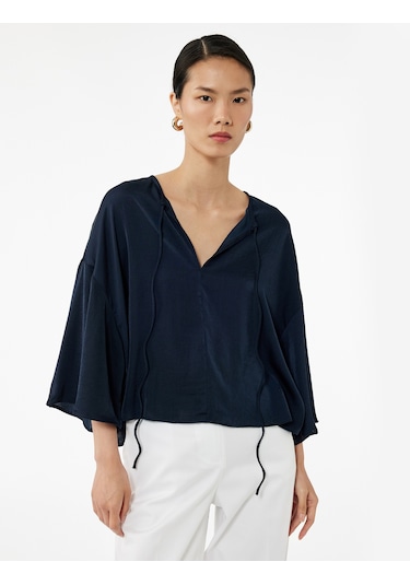 Koton Yuvarlak Bağlamalı Yaka 3/4 Yarasa Kol Oversize Bluz Lacivert 5sak60224pw