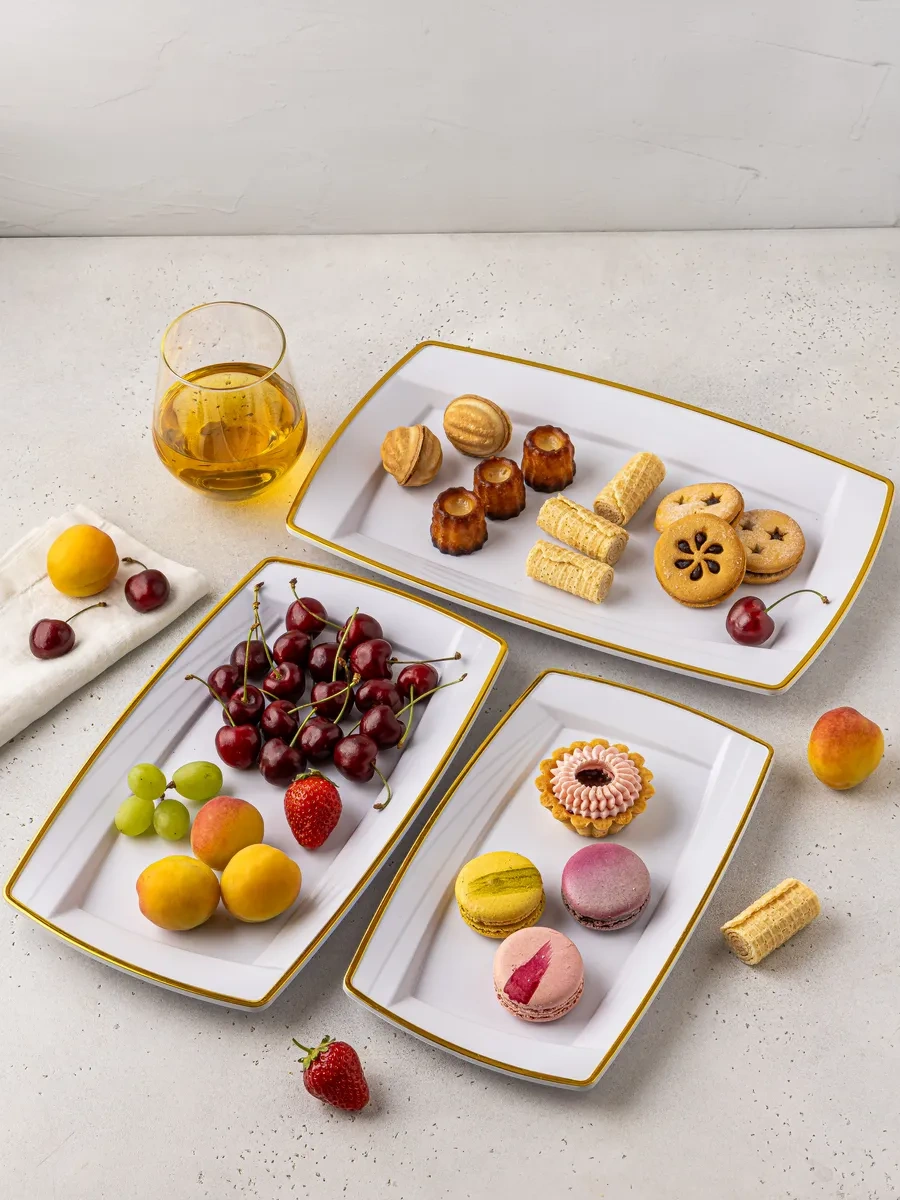 Family Co. Tek Kullanımlık Plastik Servis Tabakları Seti 6 Adet. 415028525 100 adet