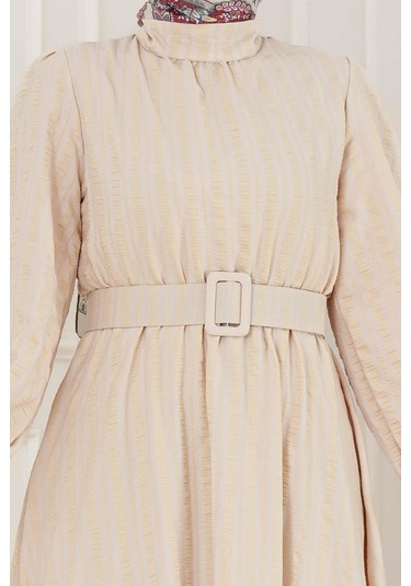 Kolu Volanlı Kemerli Henna Elbise-bej-5057 Bej